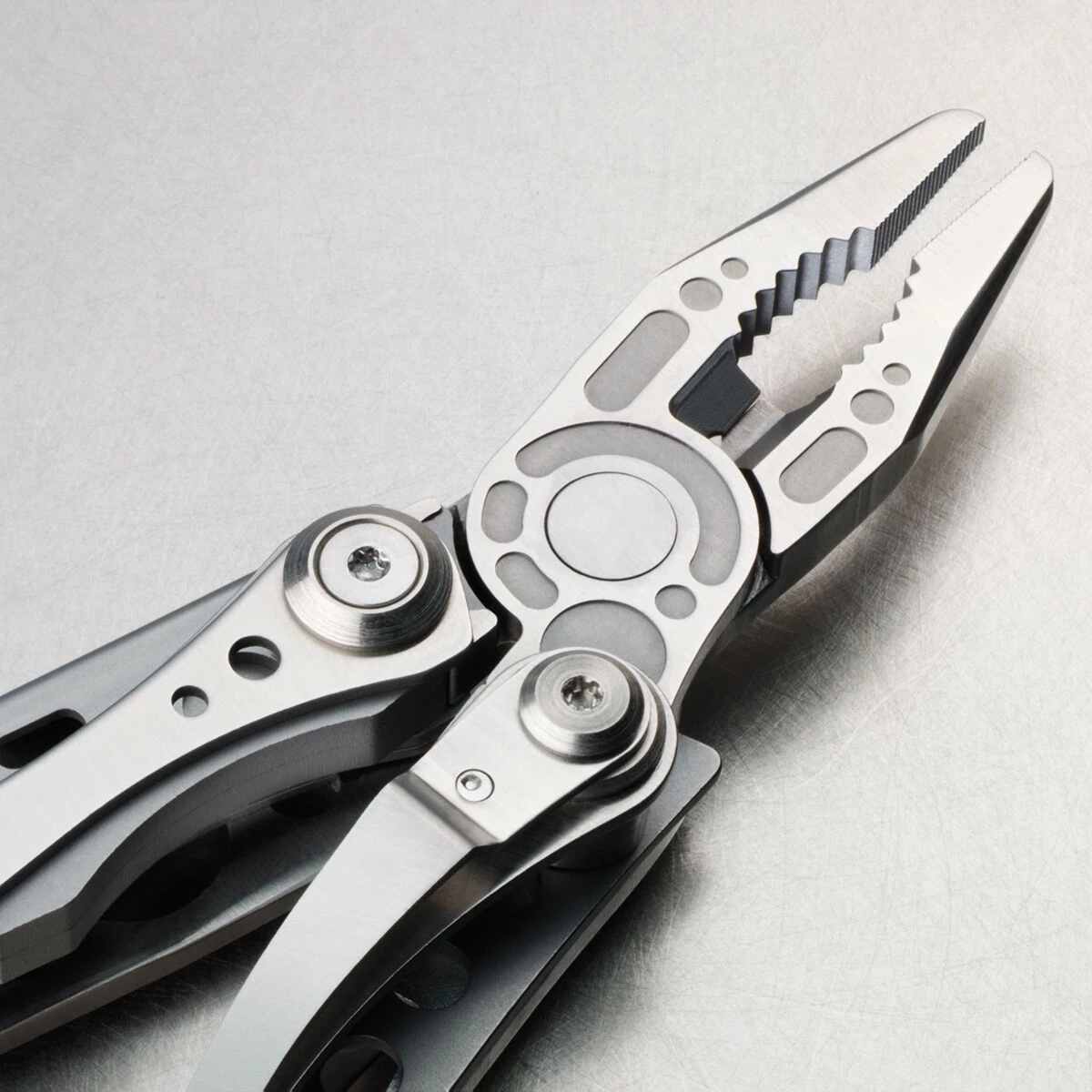 Hot Sale 👏 Leatherman Knives & Multi-tools Skeletool Multi Tool 🔥 2 Hot Sale 👏 Leatherman Knives & Multi-tools Skeletool Multi Tool 🔥 - Image 2